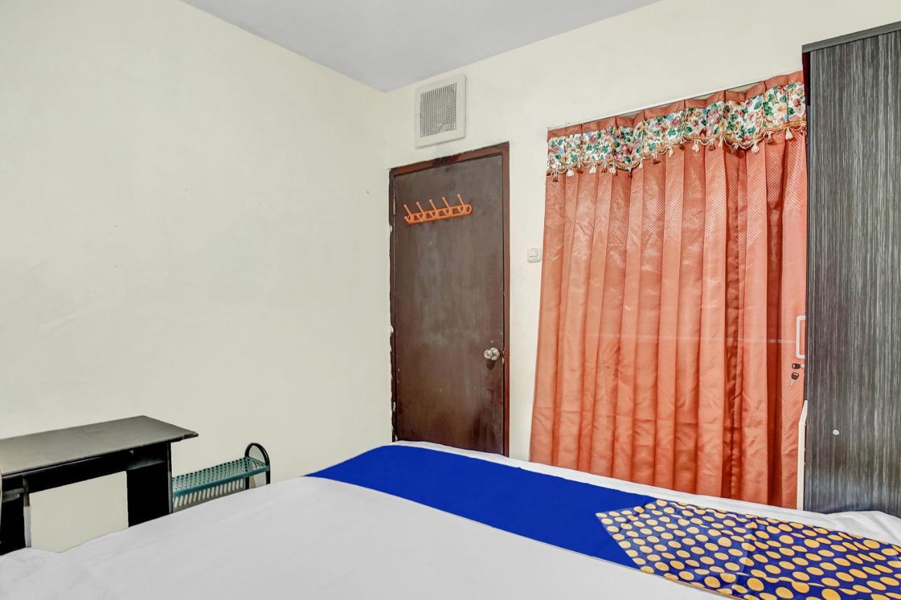 Spot On 90148 Gosepa Mayjend Sungkono Surabaya Exterior foto
